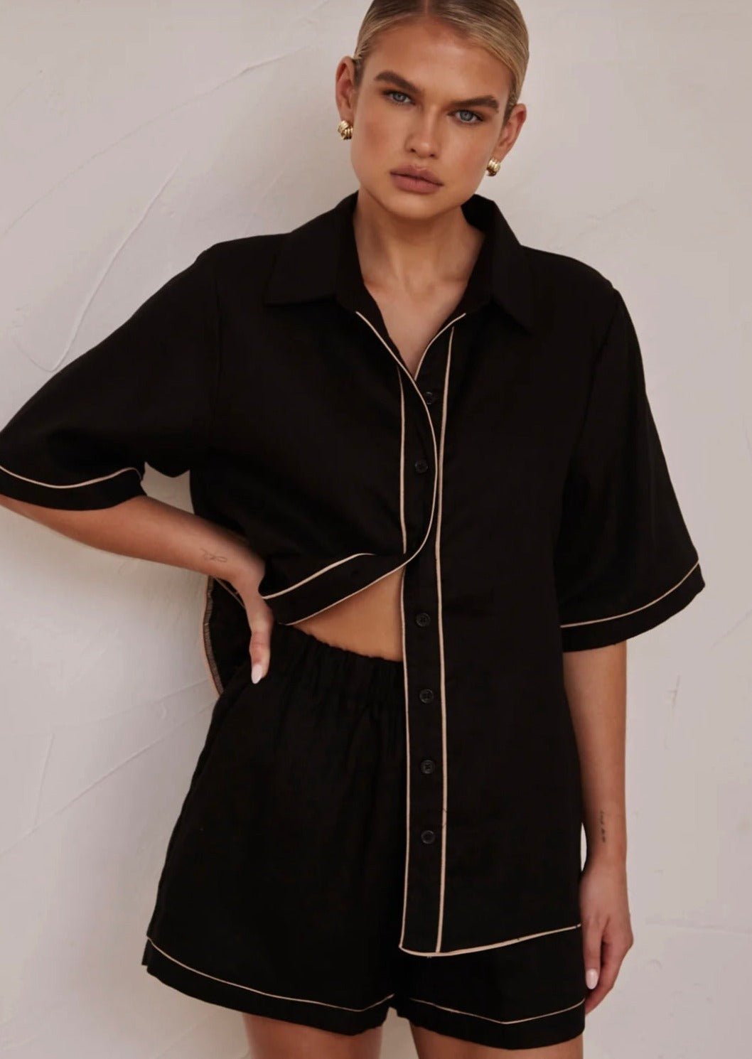 Black Cotton Shirt - La Femme Boutique