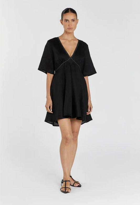 Black Mini Dress - La Femme Boutique